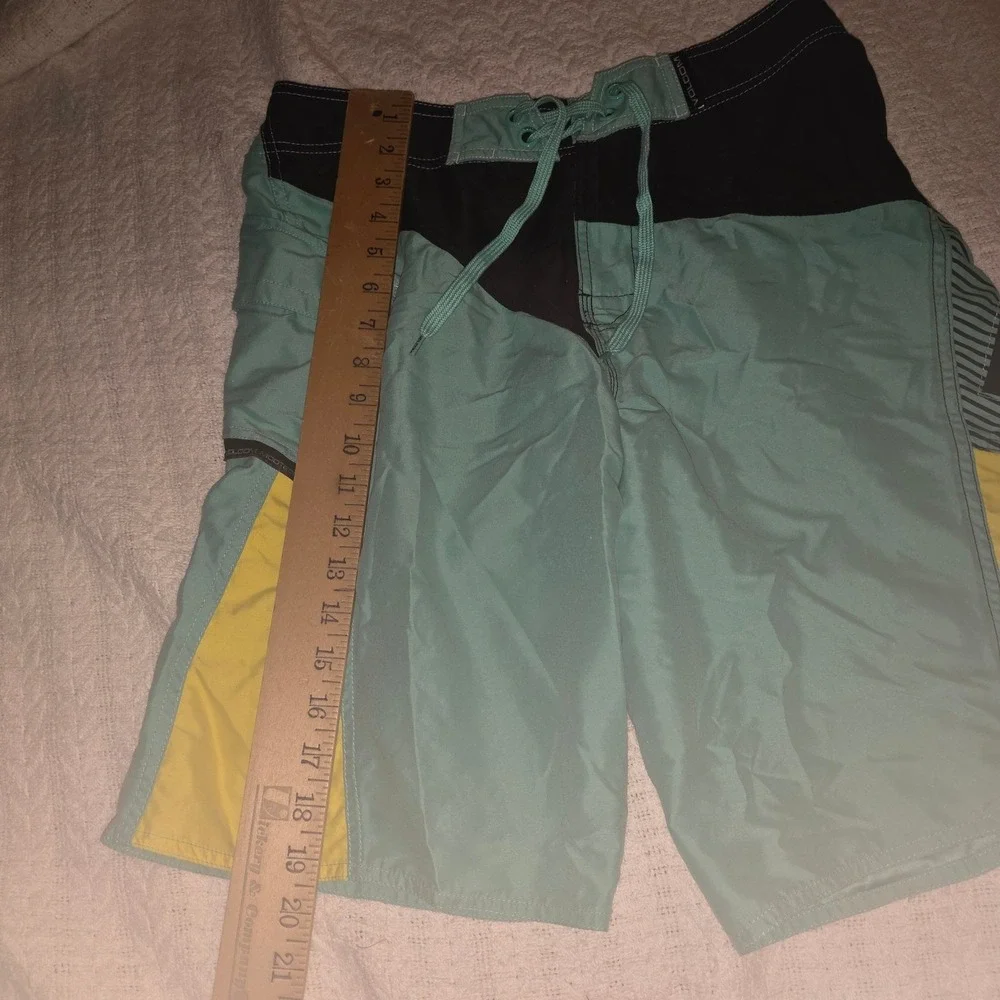 Volcom dive into